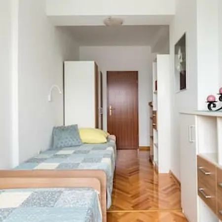 Apartment-center Of Apartman