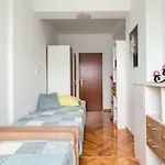 Apartment-center Of Appartement