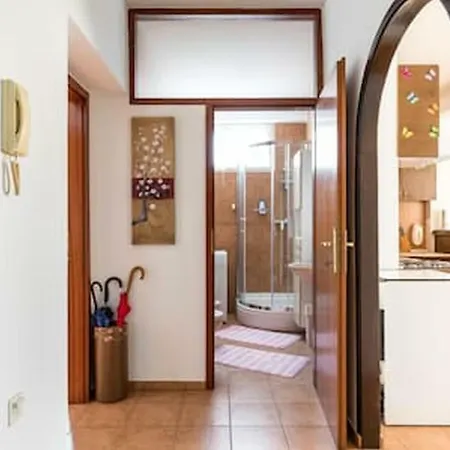 Apartamento Apartment-center Of *